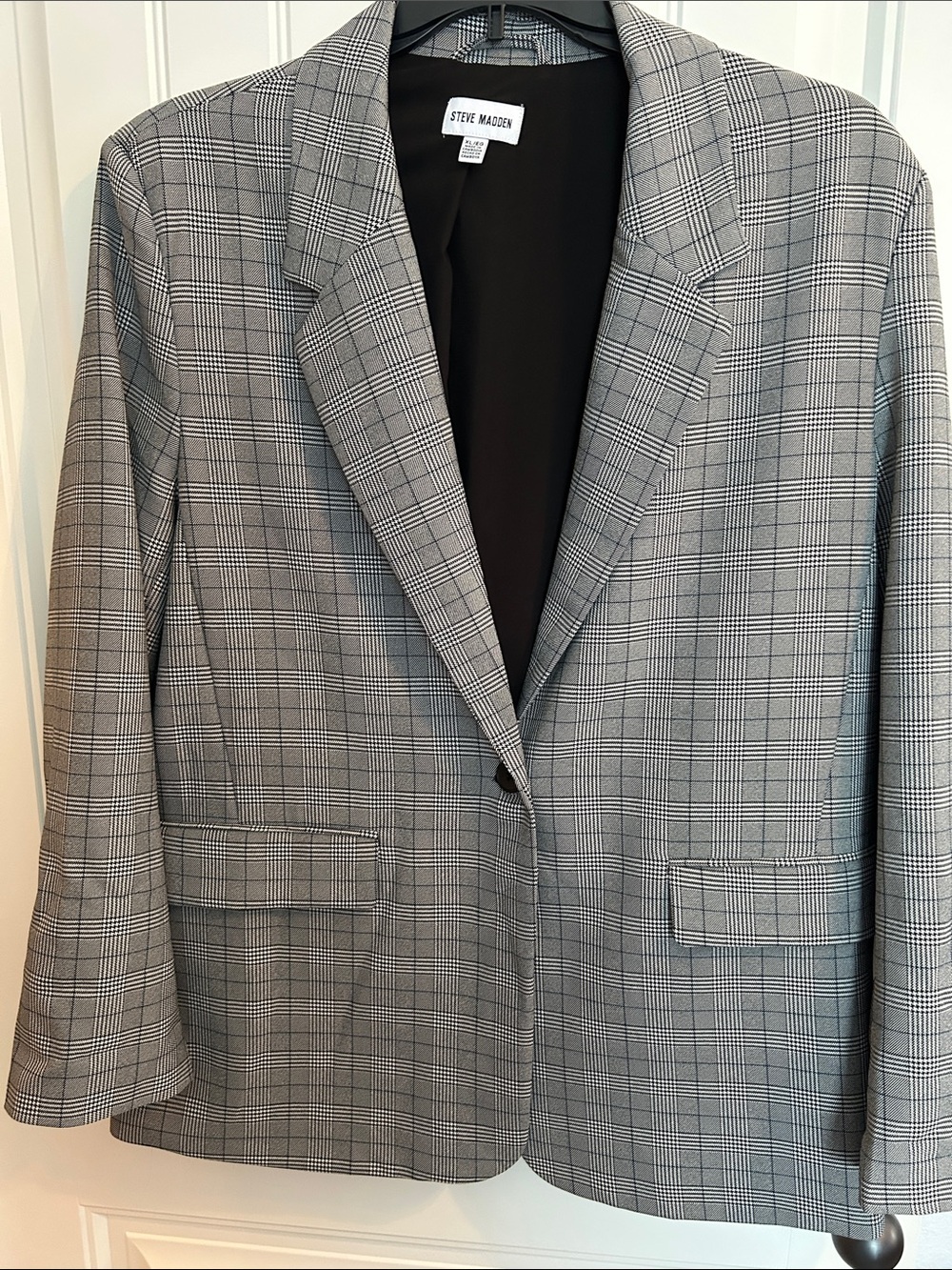 Steve Madden Black & Gray Glen Plaid Sport Coat